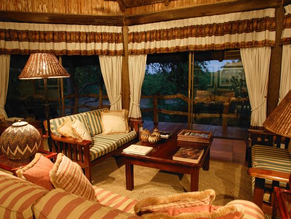 Mashatu Main Camp - Lounge